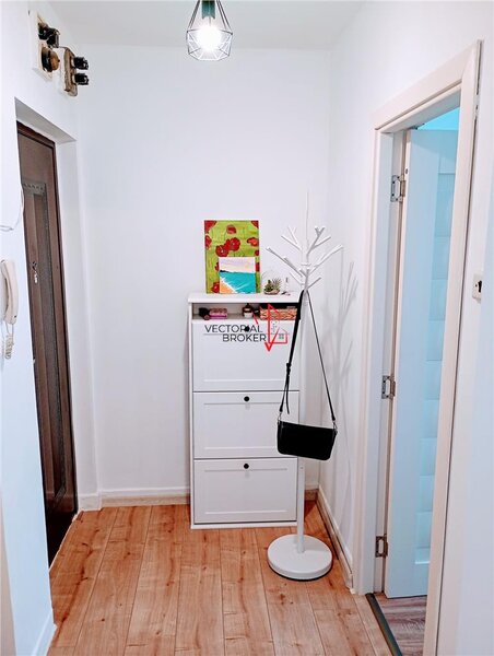 Basarabia, Costin Georgian, 2 camere, et. 2, renovat, mobilat si utilat,